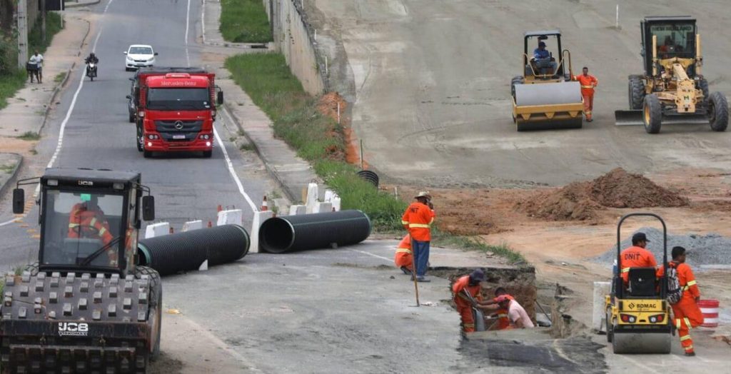 Retomar obras paralisadas e ampliar parcerias privadas é meta dos