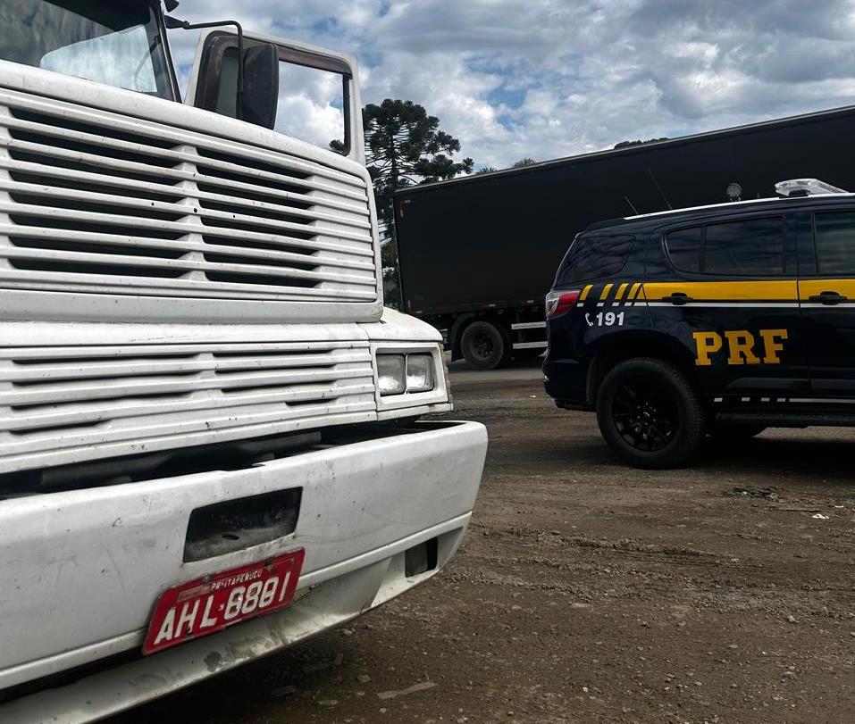 Caminhoneiro Drogado Adultera Placa E Acaba Preso Pela PRF Estradas