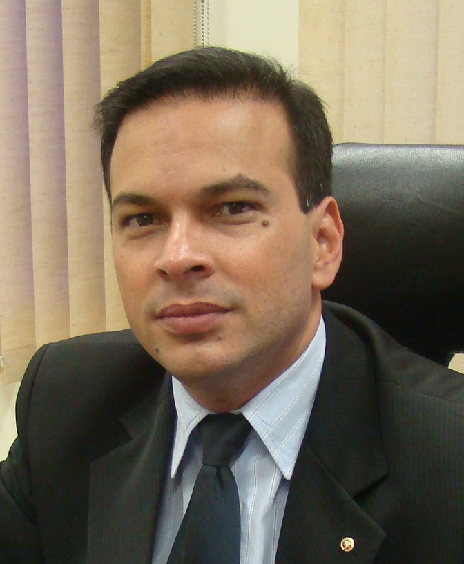 Paulo Douglas - MPT