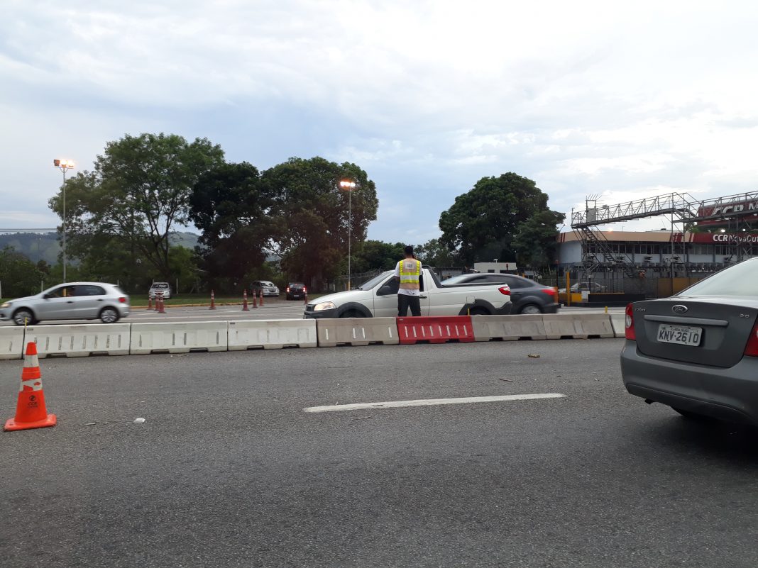 Venda do Sem Parar na pista da Dutra