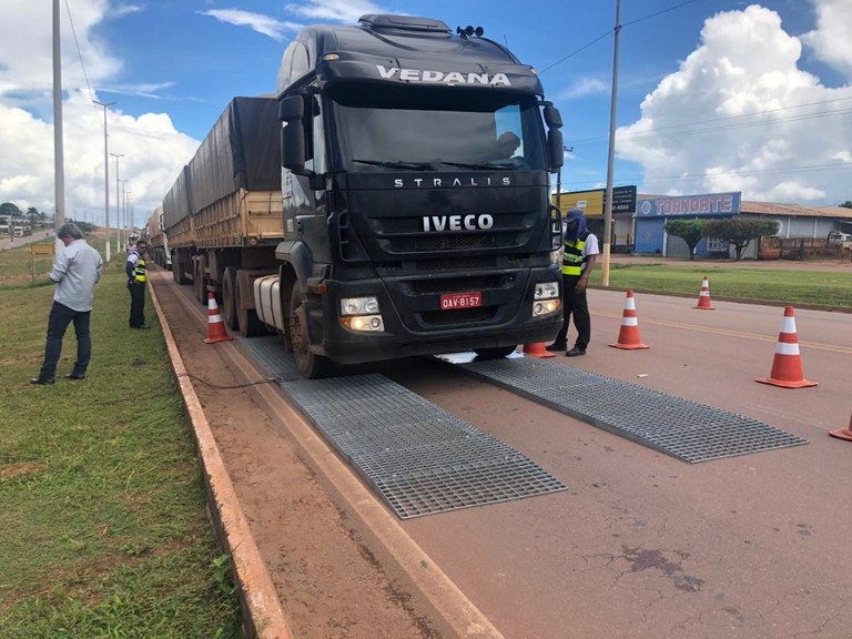Rodovia_BR_163_PA_Fiscal_Peso