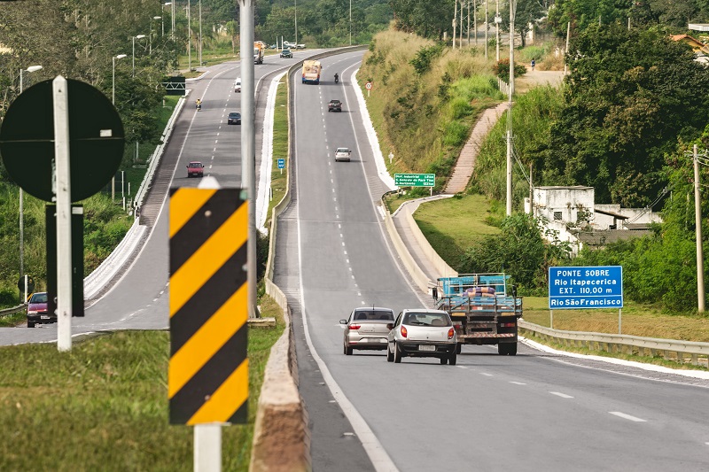 Rodovia_MG_050_AB_Nascentes