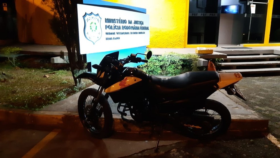 Acidente_BR_116_Resende_Moto-IML