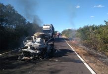 Duas pessoas morrem carbonizadas na BR-135 no Sul do Piauí