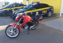 Motociclista ‘ganha’ multas de R$ 5.400 ao tentar fugir da PRF