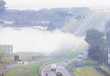 Neblina exige cuidados redobrados ao trafegar pelas rodovias