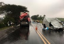 Grave acidente mata duas pessoas e fere outra na PR-182, em Ampére
