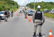 RS aprova pagamento de IPVA e multas de trânsito se veículo for parado em blitz
