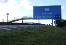 Passarela do Franca Shopping, na SP-334, está interditada para manutenção