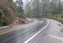 Trecho da BR-262, no ES, é interditado após queda de barreira