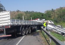 Acidente na BR-393 em Barra do Piraí (RJ) mata dois carreteiros
