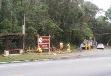 Concessionária realiza serviços de tapa-buracos na RJ-116