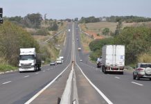 Mau tempo transfere obra na SP-425 para sexta-feira (16)