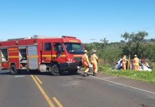 Três morrem na MGC-452, em Uberlândia, após colisão de carro com camionete