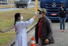 Carreta de saúde promove ação para caminhoneiros na Via Dutra, em Resende (RJ)