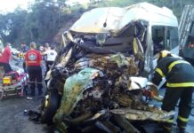 Acidente deixa ao menos 23 feridos na BR-101, em Anchieta (ES)