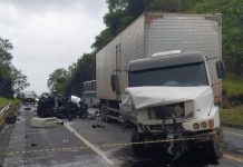 Colisão mata duas pessoas na Rodovia BR-101, em Ibiraçu (ES)