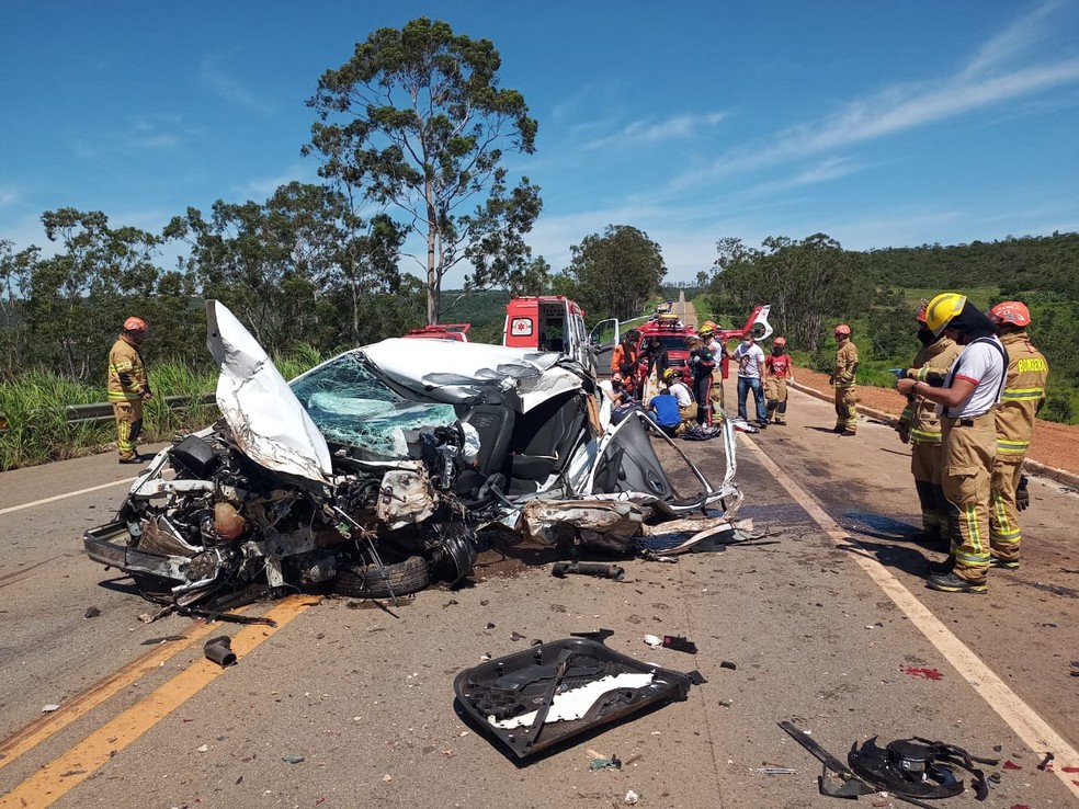 Motociclista de 28 anos morre em acidente na BR-251