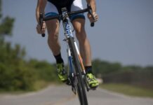 Transbrasiliana e PRF realizam ação de segurança para ciclistas