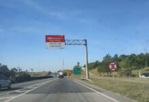 Motoqueiros provocam danos a caminhões e bloqueiam a Via Dutra