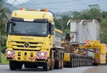 Escolta de carga especial causará lentidão na BR-470, em SC, neste sábado (17)