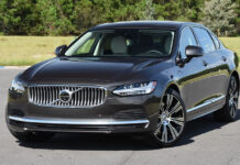 Presidente da Volvo Cars empresta carro a youtuber que posta vídeo a 250km/h