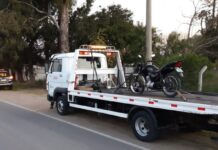 PRF prende motociclista fazendo racha e malabarismo na BR-392, no RS