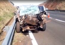 Colisão entre carro e caminhão mata um na SP-255, em Santa Cruz do Rio Pardo