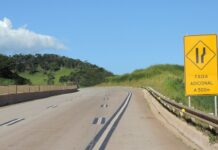 Rodovia Fernão Dias (BR-381) recebe melhorias na sinalização