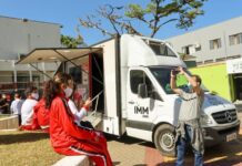 Escolas municipais recebem a visita do ‘caminhão da fotografia’