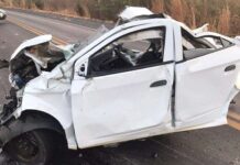 Acidente entre carro e ônibus na MGC-122 mata quatro pessoas