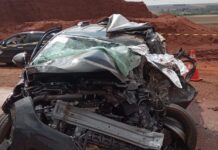 Colisão entre picape e caminhão, na PR-323, mata um homem