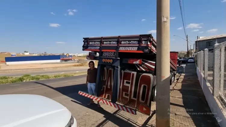 CAMINHÃO DA GBN BAIXO NA FIXA! FICOU ENROSCADO NA ENTRADA DO REBAIXADOS  MELEIRO! 