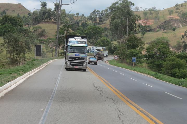 Rodovia_BR_381_Km_363_Joao_Monlevade_Der_6_nov_14_IMG_7570 (Copy)