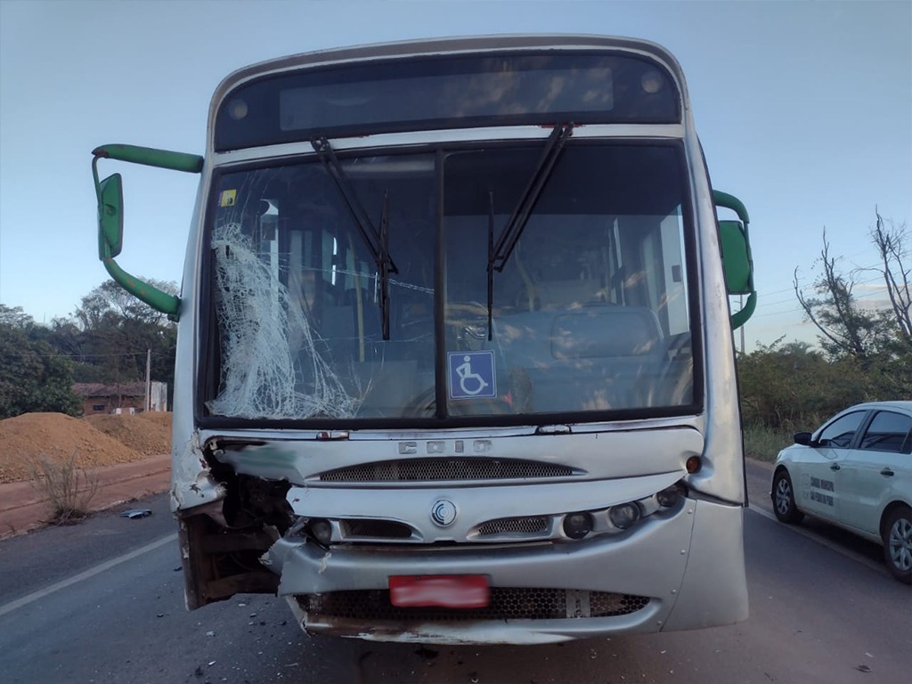 Motociclista morre em Barueri após batida com ônibus - Jornal de