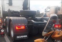 Mais um acidente com caminhão novo da Scania sem placas