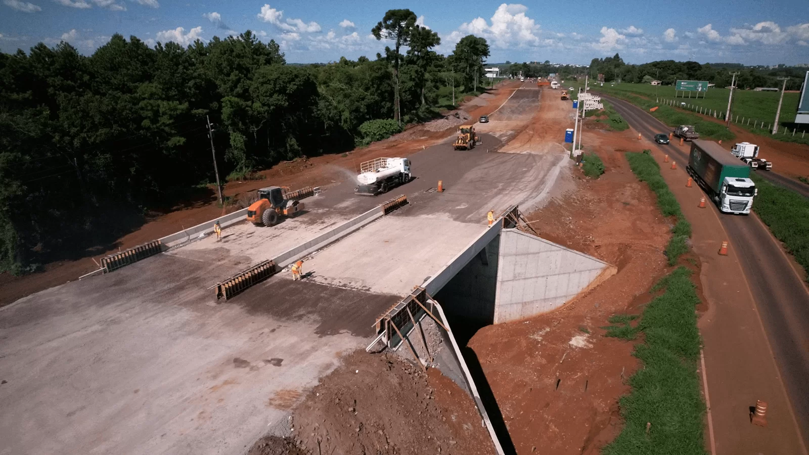 Duplicação da BR-277 atinge 63% das obras, após conclusão de trecho do Show  Rural - Estradas