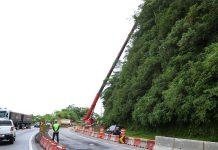 Serviços com guindaste em trecho da BR-277, no Paraná, estão quase finalizados, diz DER
