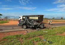 Família morre em colisão com caminhão-boiadeiro em trevo de fazenda na MS-040