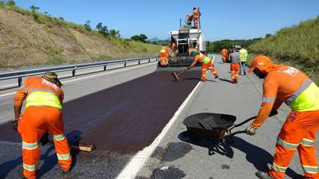 Rodovia_RJ_124_Via_Lagos_Serviços