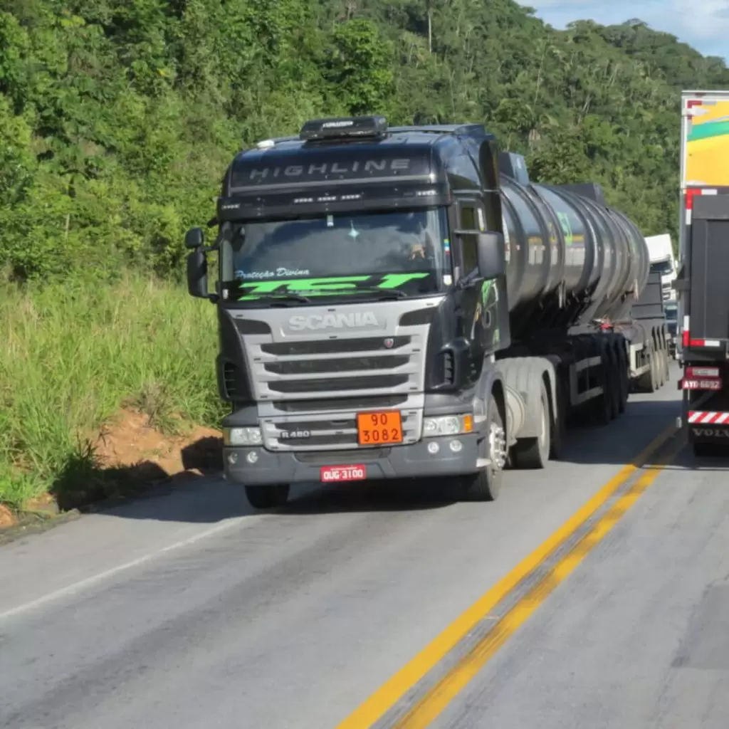 Rodovia_Cargas_Perigosa_Foto_Editada_Aderlei de Souza
