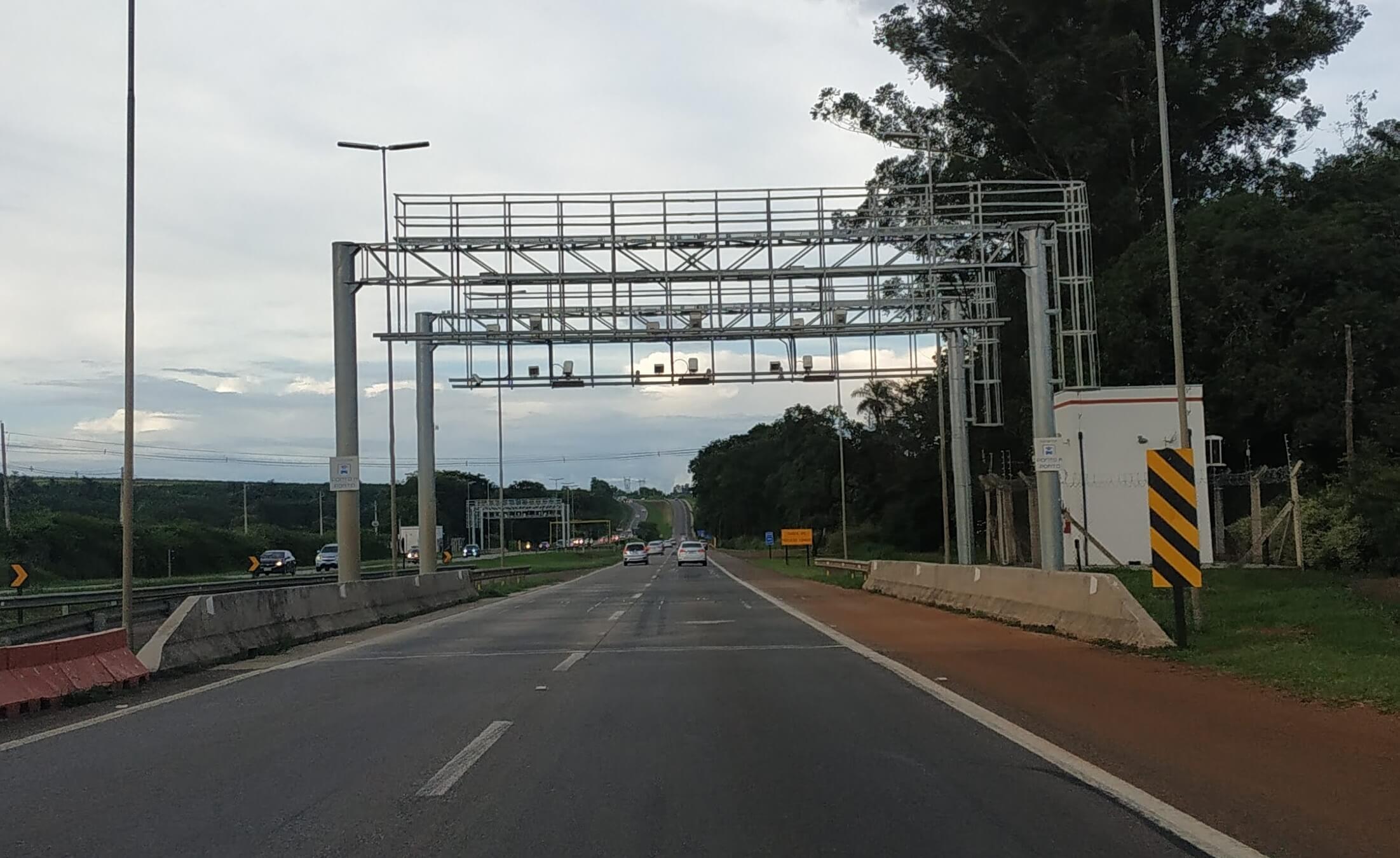 Pedagio_SP_340_Km_147__Foto_Aderlei_de_Souza_IMG_20201220_175034_22_36