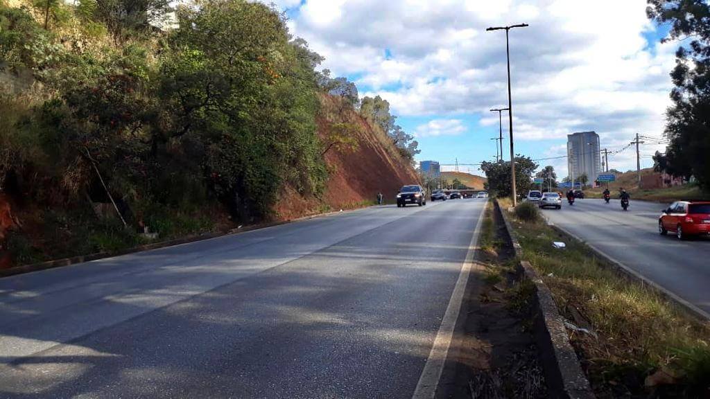 Rodovia_MGC_356_Avenida_Nossa_Senhora_do_Carmo_DER_MG