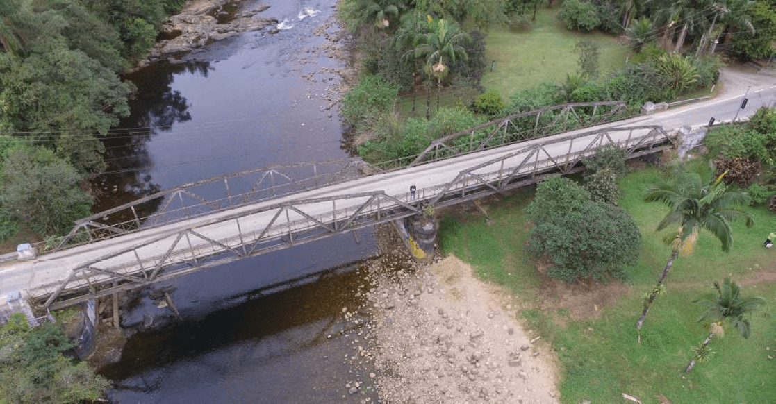 Rodovia_PR_411_Ponte_Nhundiaquara