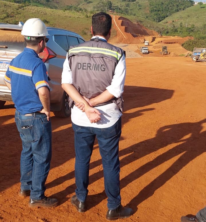 Obras rodoviárias no Serro avançam na região Central de Minas