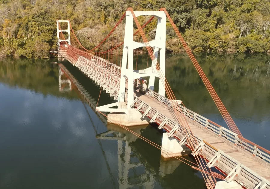 Reformada, Ponte Pênsil de Ribeirão Claro (PR) é liberada ao público