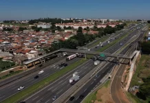 Passarela é liberada na Via Anhanguera, em Campinas (SP), após melhorias