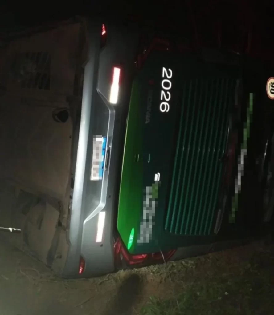 Novo acidente envolvendo ônibus na Bahia deixa 29 passageiros feridos na BR-430