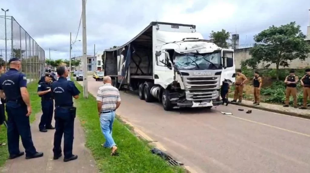 Caminhoneiro drogado que provocou acidentes no Paraná é ouvido pela justiça