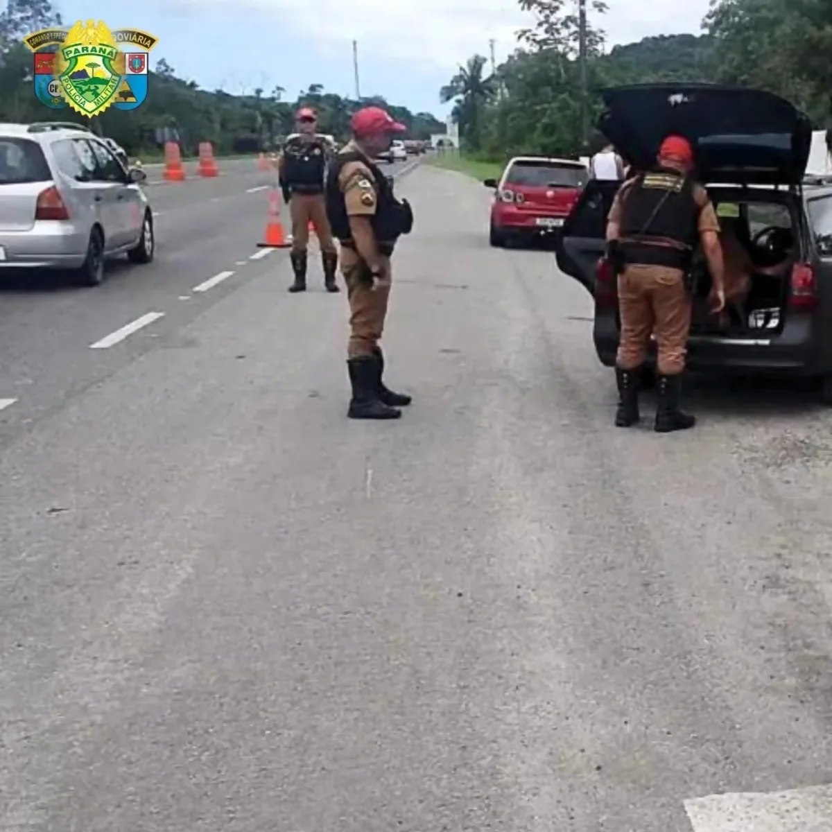 Polícia Rodoviária do Paraná autua 36 condutores em rodovias do litoral